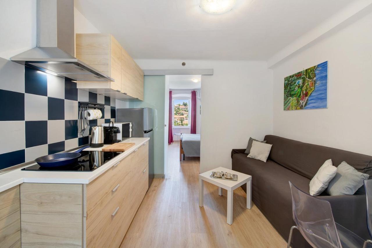 Taronico Apartments Duck ベッラージョ エクステリア 写真